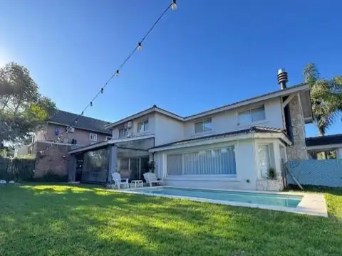 Casa en Venta de 4 dormitorios