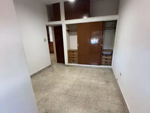 Horacio Julian al 400 casa 4 ambientes