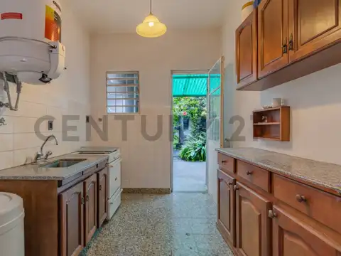 Depto Tipo Casa 4 ambientes con 2 baños
