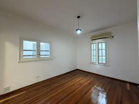 Depto Tipo Casa en Alquiler de 2 dormitorios