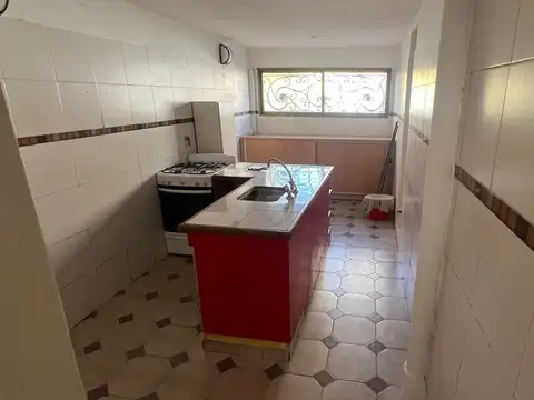 Depto Tipo Casa 3 ambientes con 1 baño