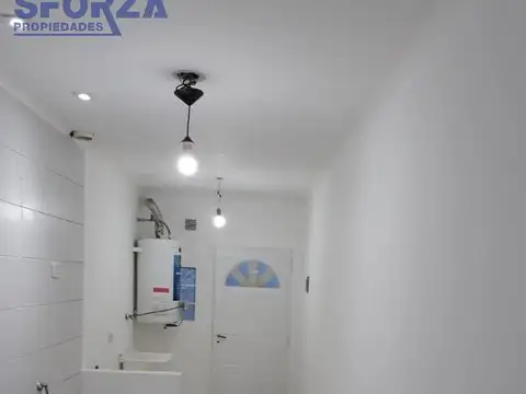 Depto Tipo Casa en Alquiler de 2 ambientes