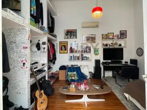 Cachimayo 300, Piso 1