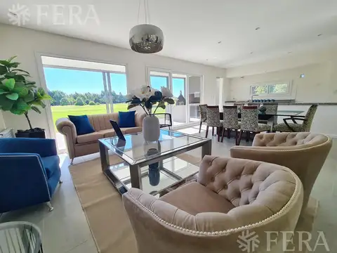 Casa en Venta en Countries y Barrios Cerrados en la Plata, Partido de La Plata