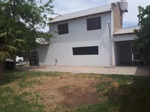 Casa en Alquiler de 3 dormitorios