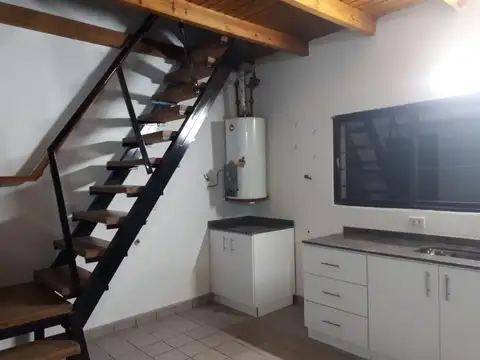 Casa en Alquiler en Centenario, $ 1.700.000