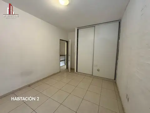 Casa en Alquiler con 1 cochera