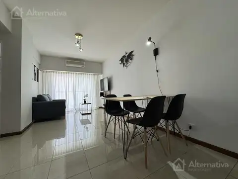 Av Cordoba  al 1600 Entre Rodriguez peña y Montevideo.