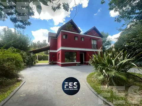 VENTA CASA ESTILO CAMPO EN BARRIO EL LAUQUEN