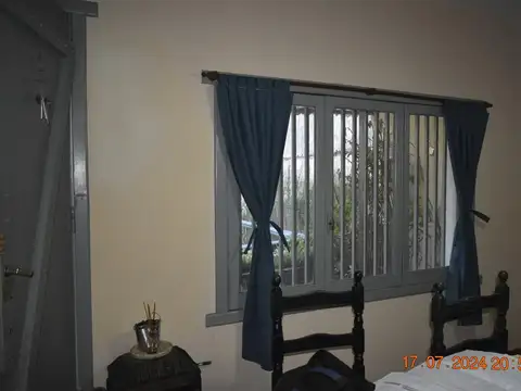 Casa en venta, ideal 2 familias.