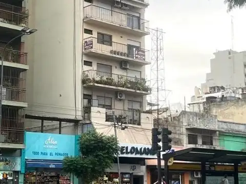 DEPARTAMENTO 4 AMBIENTES C/BALCON AL FRENTE