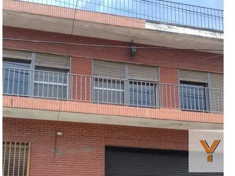 Departamento en venta - 3 Dormitorios 1 Baño - 90mts2 - Ramos Mejía