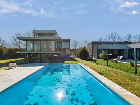 Casa en Venta en Coronel Brandsen, USD 400.000