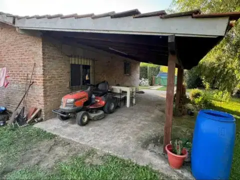 VENTA CASA - 3 AMBIENTES-GALPON- BARRIO PARQUE SAKURA-CALLE ALVEAR 300