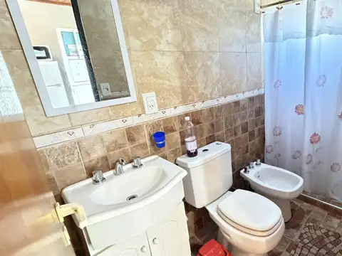 COMPLEJO DE 3 DEPARTAMENTOS EN VENTA   ARTIGAS 566