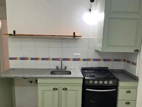 Carabobo 2800, Piso 1