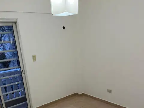 ALQUILER DEPARTAMENTO 2 AMBIENTES CON BALCON AL FRENTE
