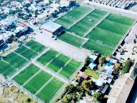 Terreno en Venta 245  mts Frente
