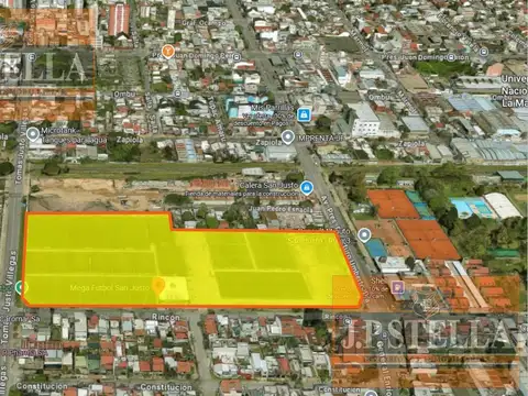Fracción Com. 27.243 m2 Complejo Deportivo c/Buffet, baños, Vestuarios y Estacionamietos - San Justo