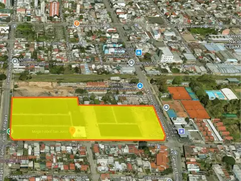 Fracción Com. 27.243 m2 Complejo Deportivo c/Buffet, baños, Vestuarios y Estacionamietos - San Justo