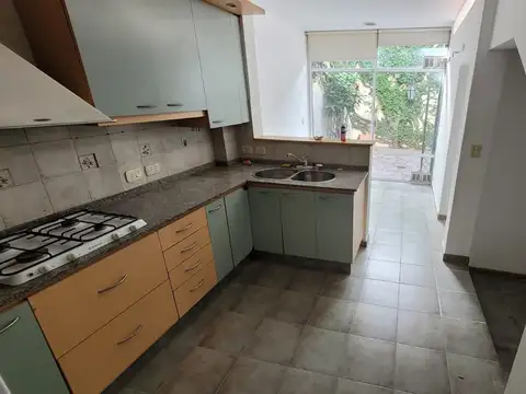 Casa en Alquiler de 3 dormitorios