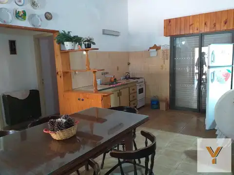 Casa 3 ambientes con 2 baños