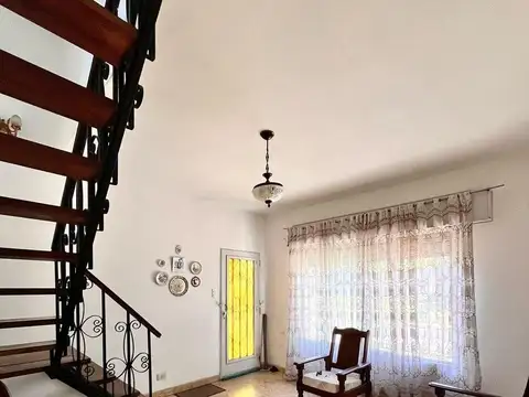 PASAJE DE PINEDO al 1600