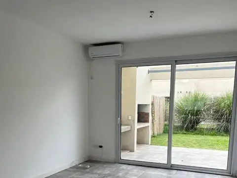 Casa 3 ambientes con 3 baños