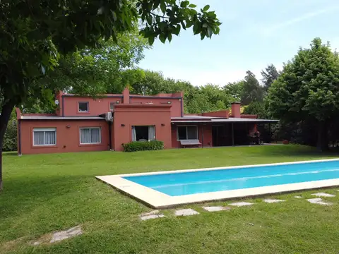 VENTA Casa Quinta-S.A. de Areco