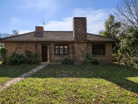 CASA DE 3 DORMITORIOS EN ALQUILER, CITY BELL