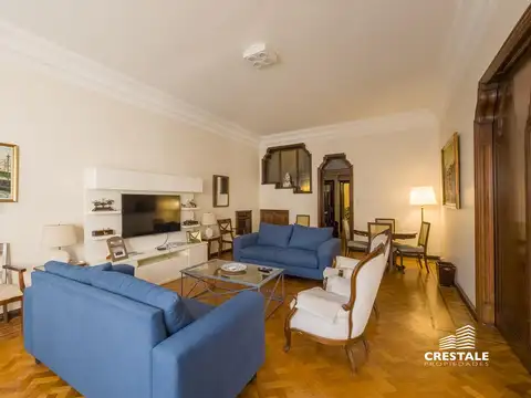 Casa 4 ambientes con 13 baños
