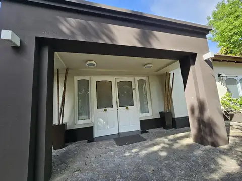 VENTA CASA  COUNTRY BANCO PROVINCIA EN UNA PLANTA