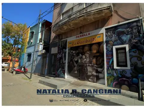 Garibaldi 1400 , Piso --