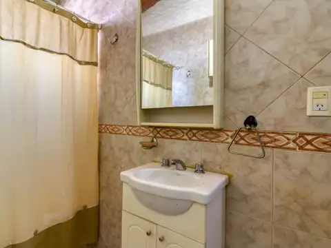 Depto Tipo Casa en Venta 46 años