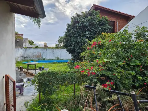 C Rivadavia al 700, e/ Cerrito y Zeballos,  Bernal Oeste - Casa 3 ambientes c/cochera