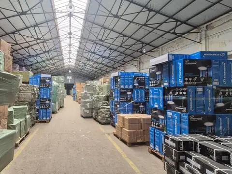 Depósito galpon 9.800 m2 totales en Avellaneda Venta o Alquiler