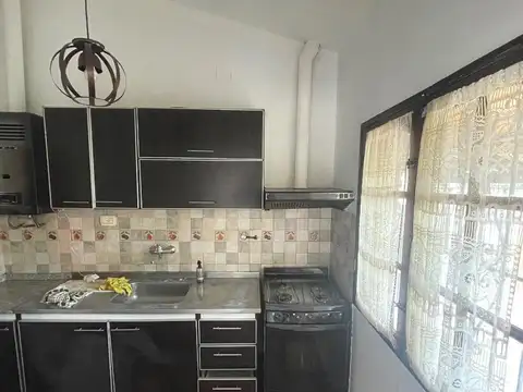 CASA EN VENTA 3 DORMITORIOS EN MARQUÉS DE SOBREMONTE