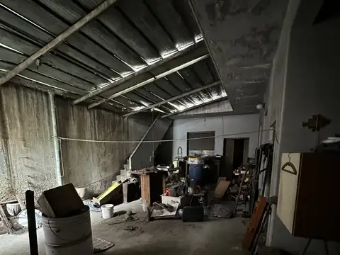 Casa 6 ambientes con 1 baño