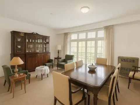 AMPLIO Y LUMINOSO SEMIPISO EN ZONA PLAZA COLÓN CALLE BROWN ESQUINA BUENOS AIRES.-