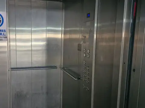 Vta cochera fija cubierta, 1°P coch 87, Caballito