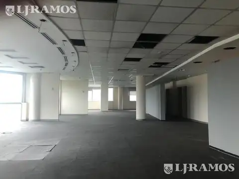 Oficina en Alquiler al Norte