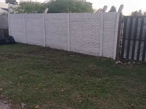 LOTE CON ESCRITURA Y PLANOS EN MONTE GRANDE