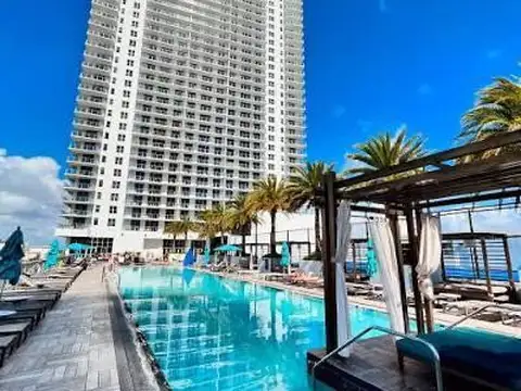 Exclusivo departamento en piso alto en alquiler temporario, Hyde Beach House, Hollywood, Florida.