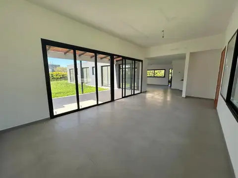 Casa en Venta en Manzanares Chico, USD 220.000
