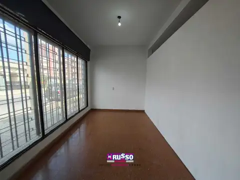 Local en Alquiler en San Justo, $ 500.000
