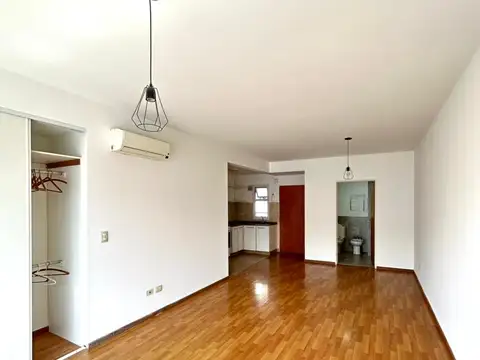 Departamento en Alquiler con 1 cochera