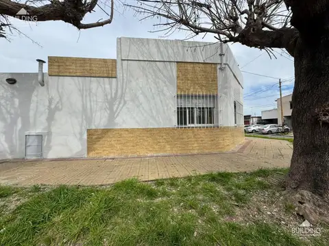 Casa 6 ambientes con 1 baño