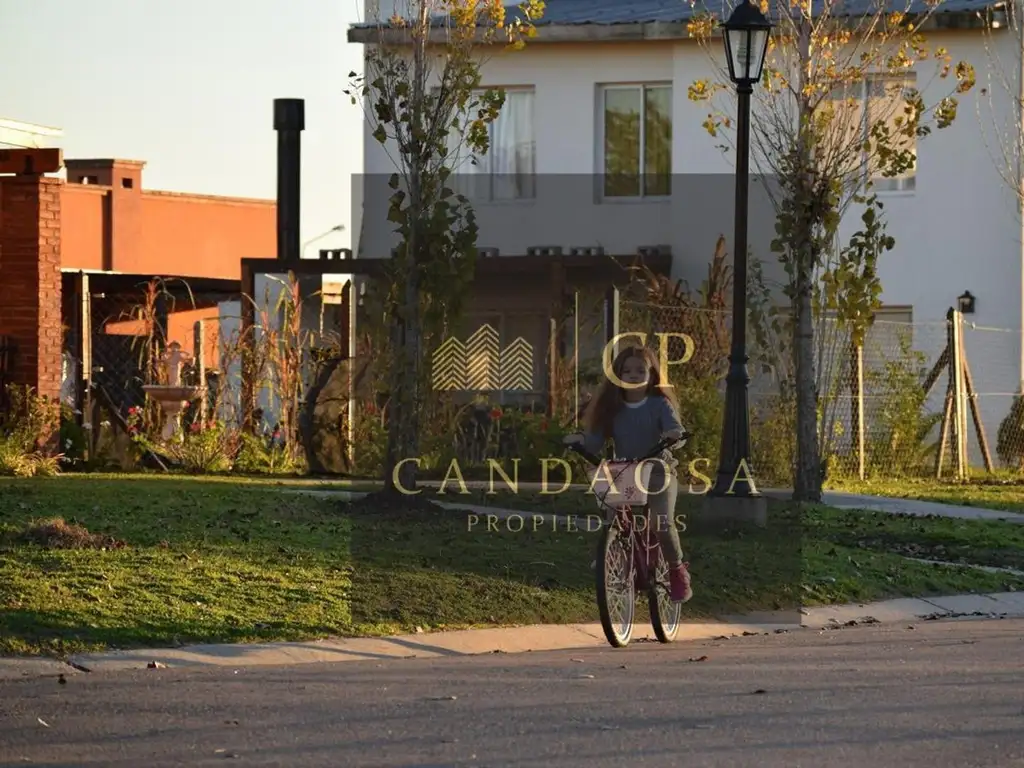 Glm.financiado Venta Barrio Santa Sofía, Pilar Del