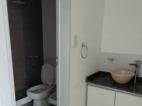 Monoambiente Premium con Balcón Al Frente - Torre Tecnológica Mitre - Cocheras Disp.