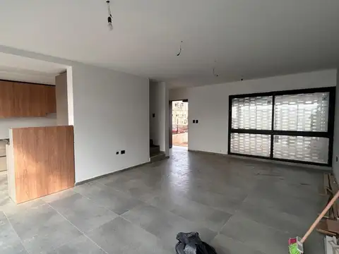 VENTA DUPLEX 3 DOR 3BAÑOS EN PAMPAS DE MANANTIALES